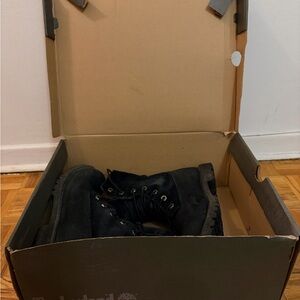 Timberland women’s Black Boots
